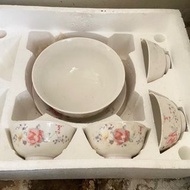 早期大同瓷器碗盤組 如圖