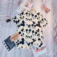 Loose beige mickey t-shirt