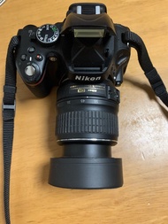 Nikon D5100 kit 18-55mm 鏡頭（屏幕四角有老化）
