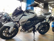 KAWASAKI Z800 2015年 經典四缸街車 稀有白綠配色 可全額貸/可車換車/輕鬆分期60期