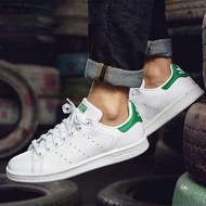 Adidas Adidas clover รองเท้าผู้ชาย รองเท้าผู้หญิง STAN SMITH รองเท้าผ้าใบคลาสสิก Smith หางสีเขียว รอ