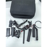 DJI RS 4 stabilizer combo