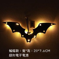 《哈囉喂》—室內佈置-萬聖節派對-LED亞克力大門掛飾燈-鈕扣電池-蝙蝠款