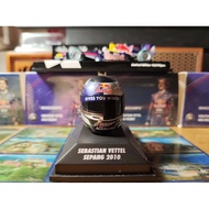 [Out of Print Single] F1 Racing Helmet Model 1: 8 Mini Cut RB6 Wittel Malaysia Station Shebon Track 