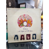 Queen – A Night At The Opera vinyl