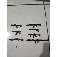 Recast action figure accessories toy Set