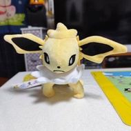 Pokemon 公仔 ～ 雷伊布