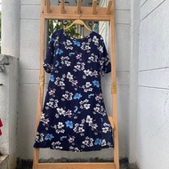 2hand floral shirt, waist 71cm, length 90cm, code 280