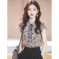 【有间包铺DIAN】 夏季甜辣妹法式波点印花小飞袖衬衫女设计感小众通勤百搭绝美上衣Summer sweet and spicy girl French polka dot print small fl
