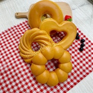 2000W Electric Donuts Machine 4 Holes Different Shape Donuts Maker Machine Non-Stick Donuts Machine 