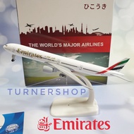 Emirates Airlines B777 Aircraft Model 20CM Die-cast Metal Airplane