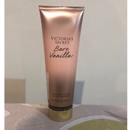 Victoria Secret Body Lotion Bare Vanilla / Bare Vanilla Golden