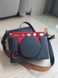 Leica Sofort 2 Instant Camera Red