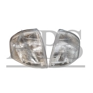 MERCEDES BENZ W210 W170 CLK208 W202 CORNER LAMP / BUMPER LAMP WITH SOCKET (CLEAR)