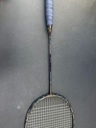 Yonex VOLTRIC Force 羽毛球拍