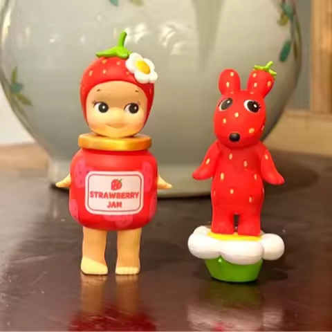 Genuine Sonny Angel Strawberry Love Series Blind Box Cute Collectible Figurine Desktop Ornament Myst