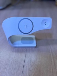 磁吸無線充電座 4 in 1充電器 電話支架 藍牙耳機 Airpod充電 手錶充電 15w快速充電 Wireless Charger MagSafe 3in1