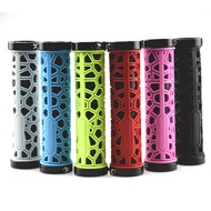 Q💕Water Cube Handle Cover Road Bike Grip Mountain Bicycle Handle Grip Bilateral Lock Super Light Auxiliary Handle 6P20