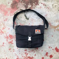 Ben davis sling bag (second/used)