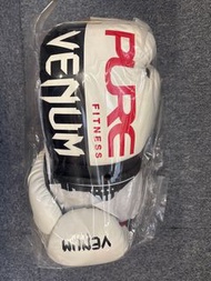 Venum Pure Fitness 拳擊手套
