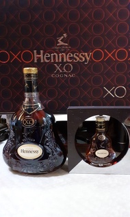 港版軒尼詩xo 700ml 連50ml酒版 限量珍藏套裝 （不議價）