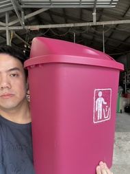 ถังขยะพลาสติกฝาผลักเข้าด้านใน ขนาด 30 ลิตร สีชมพูด้าน ขนาด 49x28x36cm ออกใบกำกับภาษีได้