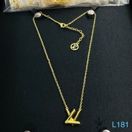 LV Style Golden Letter Necklace Simple Light Luxury Clavicle Chain Fashion High-End Necklace