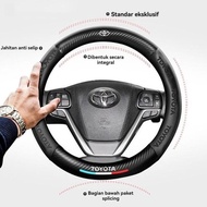 Promo Carbon Fiber Car Steering Wheel Cover Car Steering Wheel Cover Embossed Logo Brand 3D Senior S