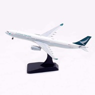[Ready Stock] Aviation 1: 400 Airplane Model Alloy Hong Kong Cathay Pacific Airlines A330-300 B-LBK 