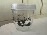 4隻玻璃杯仔連膠蓋。4glass cups with plastic lid