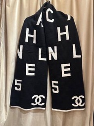 (99%新）Chanel  頸巾 圍巾 女裝 名牌 牌子 名牌衫 女裝名牌 女裝衫 女裝冬天衫 女裝冬天頸巾