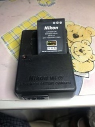 Nikon MH-65 電池充電器