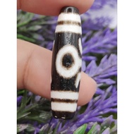 💥Ready Stock💥 ⚡高油⚡ 37.8mm X 10.1mm 贵人天珠 大人天珠 Monseigneur Dzi Aristocrat Dzi Big Man Dzi Manik CW2359