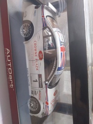 AUTOart 1:18 BMW 320si WTCC 2007 模型車