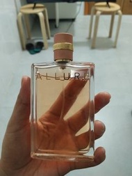 Chanel Allure 香水