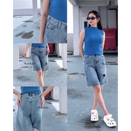 MANNEQUIN - Adeline Ripped Jeans / Short Jeans / Denim Jeans