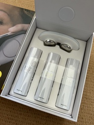 Hold 全新ZIIP HALO智能雙微電流美容儀套裝