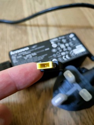 45 W Lenovo ThinkPad ThinkCentre AC Adapter (slim tip yellow rectangle) - Hong Kong + UK power plug, rectangular power supply. This is  NOT USB! Extra charger from X250 system. 110-220vac input, 45W output adaptor X240 x260 x270 x280 x290 E431 E531 E540