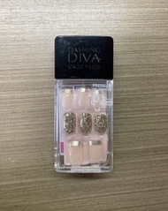 全新Dashing Diva Gold &amp; Nude Magic Press 指甲貼 30片