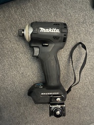 牧田 Makita 18V 衝擊批 連兩粒原裝電 黑色 電批