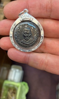 龍婆爹2517萬金油自身