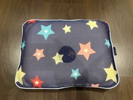 【GIO Pillow】超透氣護頭型嬰兒枕-M號(4個月~2歲)-夜晚星星/海軍小熊/晚安兔兔（3選1，可加購枕套）
