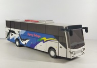 Pola Kertas Papercraft Bus Sugeng Rahayu Lumba-lumba