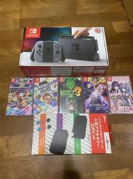 Switch 灰黑一般版+5個遊戲（全新）+主機包（全新）