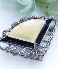 Vintage Jewelry 西洋古董飾品 AVON 1989年 扇形 別針