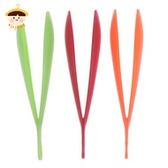 〔8C05〕 Plastic Food Tongs Barbecue Clip Food Salad Tong Kitchen Gadget Accessories tool 〔8C〕
