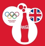 2012倫敦奧運的三款限量可口可樂紀念徽章，同時也展開有史以來最大規模的奧運行銷活動。長達84年的奧運合作歷史中，這是可口可樂首次以青少年為核心的活動。所以這款徽章就有著一群年輕人手托著大型可樂瓶的圖案，朋友當時在倫敦購買，已經絕版，喜歡可口可樂的您，請千萬不要錯過！可🦐皮！#23開學季