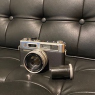 YASHICA Electro 35 40mm f/1.7底片相機