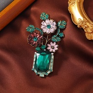 Green Crystal Art Brooch Vintage Fashionable Exquisite Flower Blazer Accessories