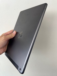 iPad 第8代128gb,流動數據插卡版，電池健康度91，港行極新、冇修冇拆，所有功能正常！